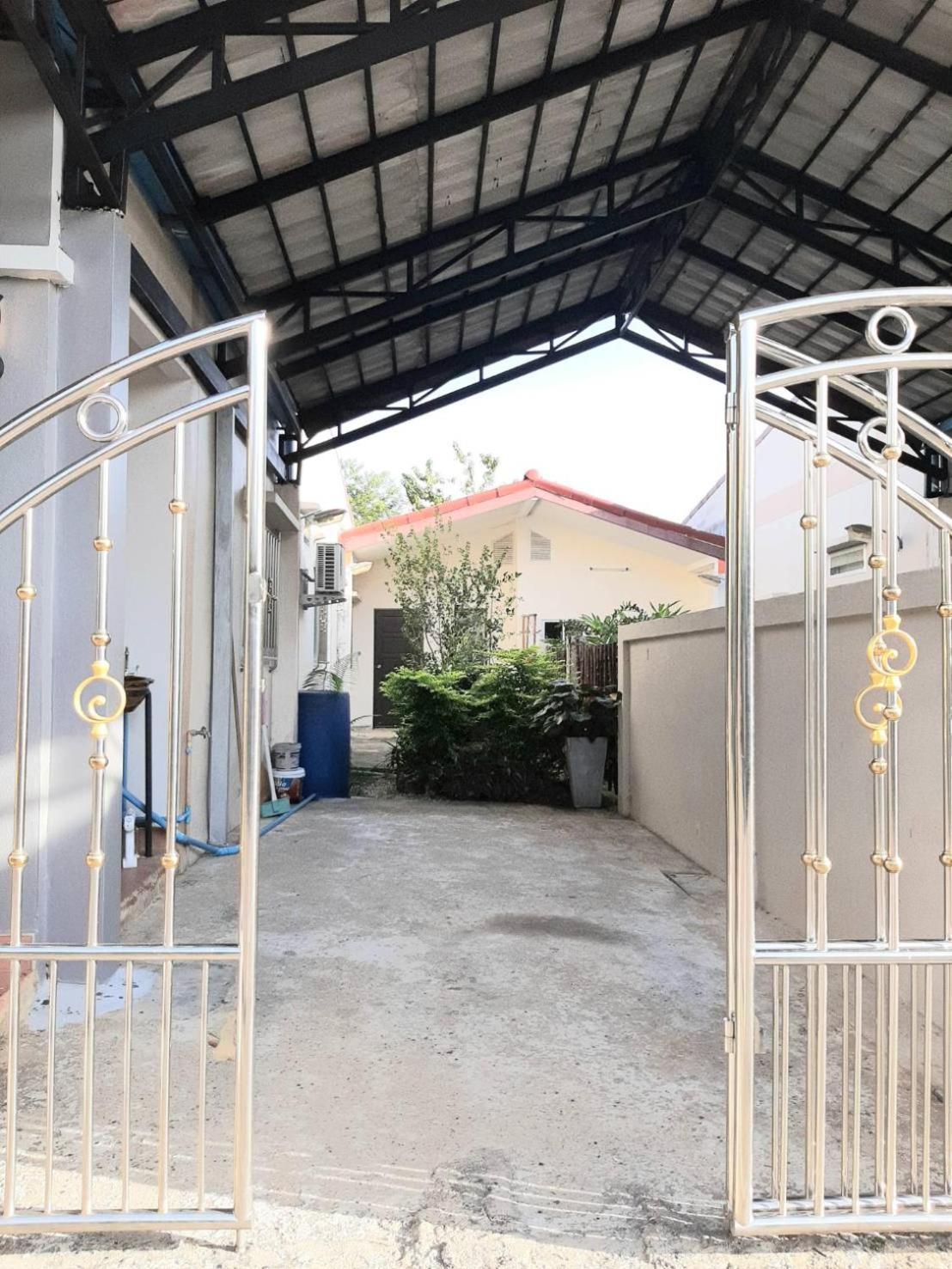 Rutcha Homestay Betong รัชชา โฮมสเตย์ เบตง Kültér fotó